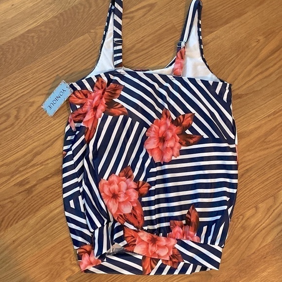 Lightweight Floral Tankini top sz large NWT coral blue white adjustable straps - Picture 2 of 6